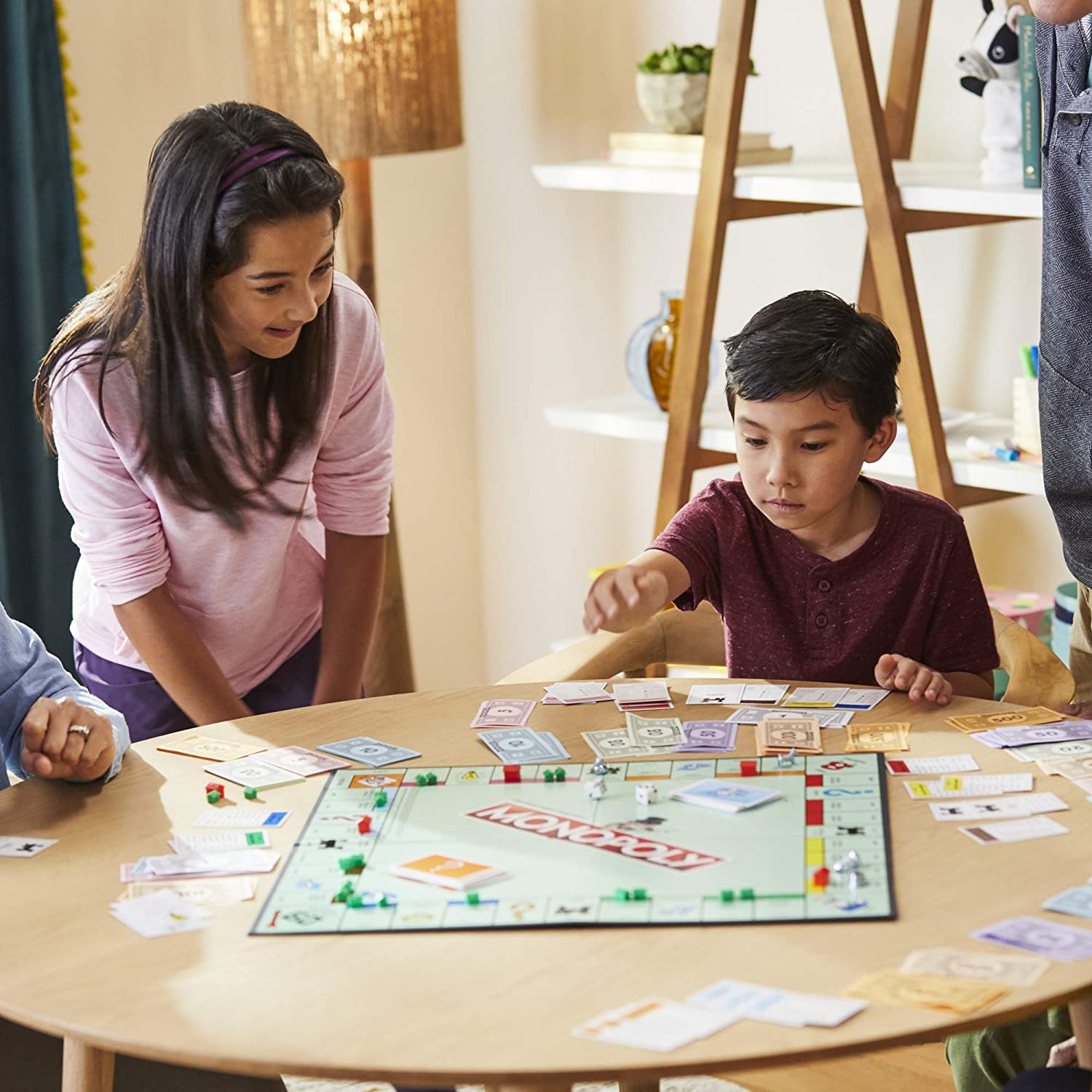 Hasbro Monopoly Classic Board  - đánh giá và giá Hasbro Game Monopoly